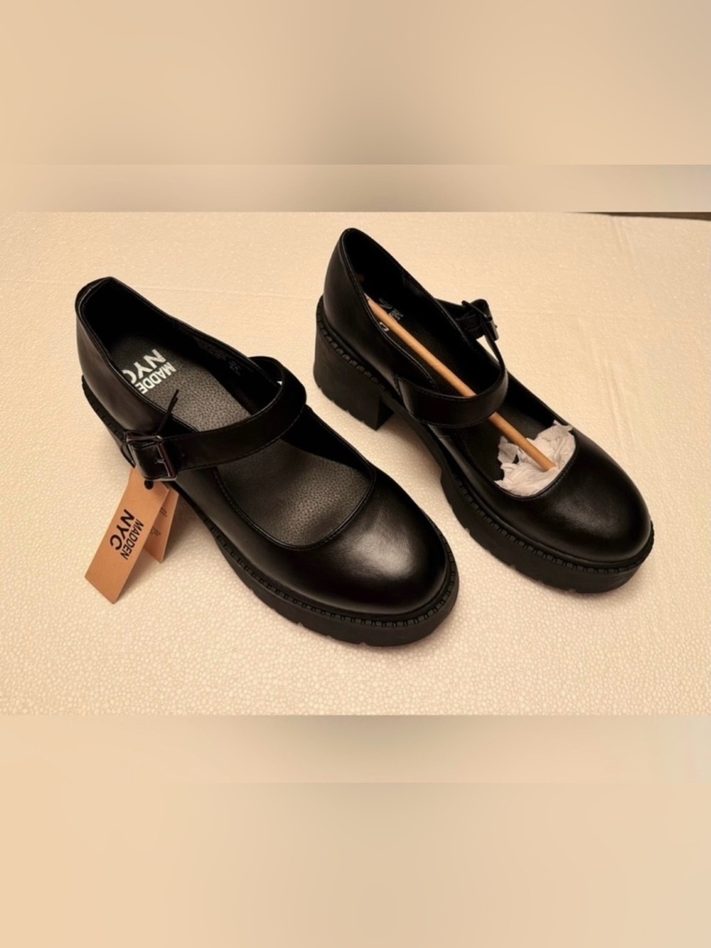 Madden NYC Women's Lug
Maryjane Shoes Size 8.5